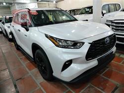 تۆیۆتا هایلاندەر